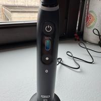 Spazzolino elettrico Braun