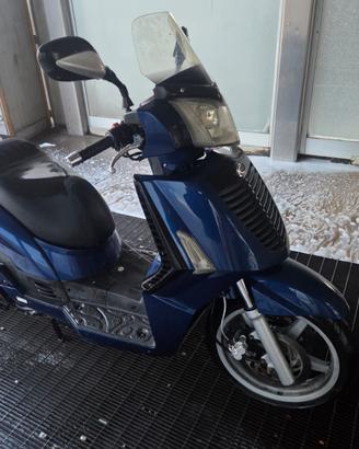 Kymco People 250 CC