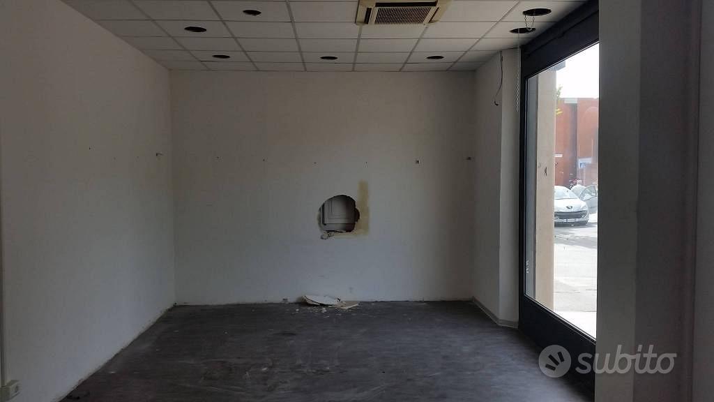 Immobile di 190 m² con più di 5 locali a Lucca