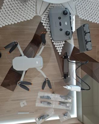 drone DJI MINI 2 FLY MORE COMBO 