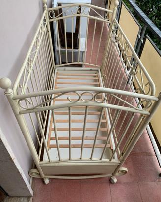 Lettino per bambine