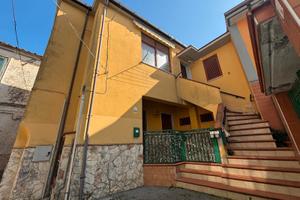 Trilocale con ingresso indipendente 