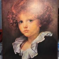 Piccolo ragazzo con il gilet