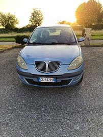 Lancia Ypsilon 1.4 16V Argento