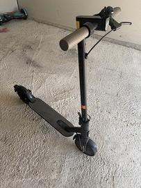 Monopattino elettrico Ninebot by Segway