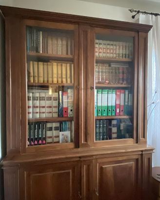 Armadio antiquariato