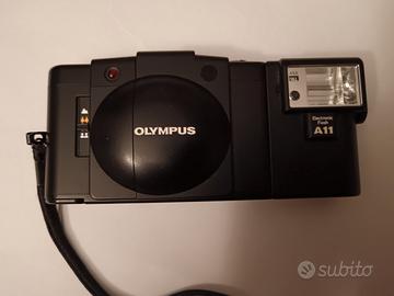 Macchina fotografica Olympus XA2