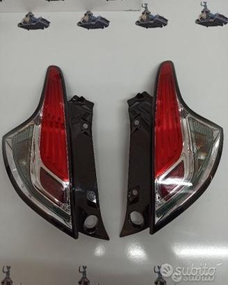 Fanalino destro lancia y new