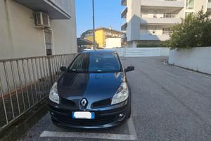 Renault Clio III 2007 (ADATTA NEOPATENTATI)