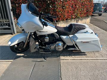 Harley street glide 103