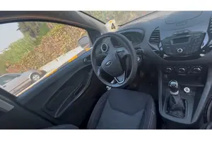 Ford Ka 1.2 70cv  anno 3017 incidentata