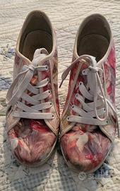 Sneakers in tela con tacco