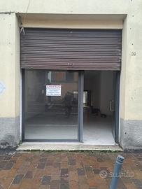 Locale Via Giovanni Amendola 39, Mentana (RM)