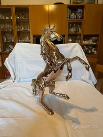 Scultura cavallo rampante vintage lucida