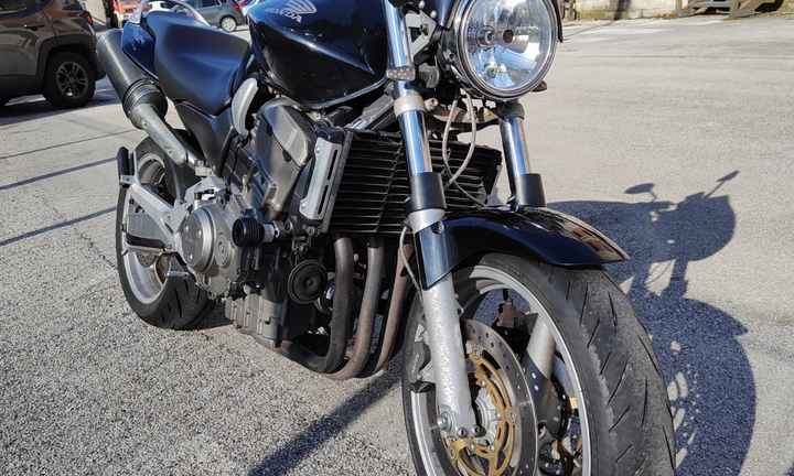 Honda Hornet 900 fmi