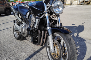 Honda Hornet 900 fmi