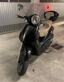 Scooter Piaggio Beverly 300