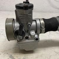 Collettore e carburatore Vespa