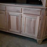credenza in noce scantonata in patina, grezza 
