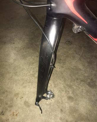 Epic specialized  M 2019 fact11