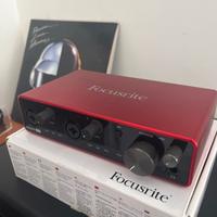 Focusrite Scarlett 4i4 (3rd gen)