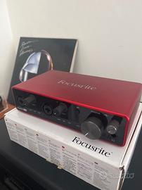 Focusrite Scarlett 4i4 (3rd gen)