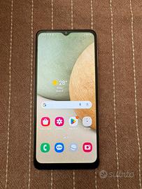 Samsung galaxy a12 128GB trattabile.