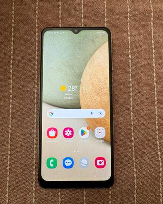 Samsung galaxy a12 128GB trattabile.