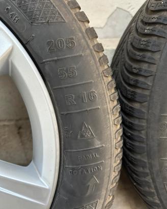 Cerchi il lega originale Volkswagen da 16 pollici