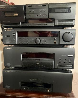 Hi fi pioneer