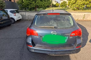 Opel astra anno 2012
