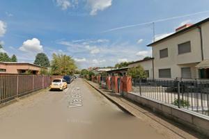 Camera singola arredata in un ampio Appartamento