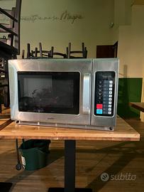 Forno microonde professionale