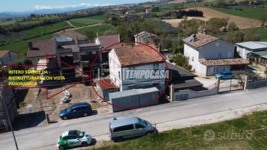 CASA INDIPENDENTE SU 2 PIANI DA RISTRUTTURARE