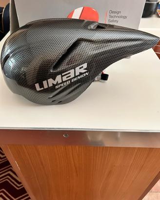 Casco in carbonio limar