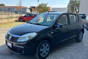 Dacia Sandero 1.2 GPL 75CV