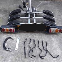 Porta biciclette per gancio traino