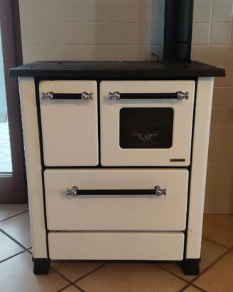 Stufa Cucina a legna Nordica Economica Romantica