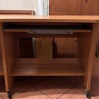 2 Scrivanie porta Computer e stampante