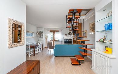 ZONA FORNACE APPARTAMENTO CON MANSARDA COMPLETAMEN