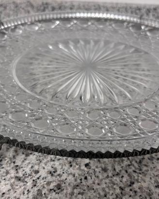 Alzata per torte in cristallo e supporto in ottone