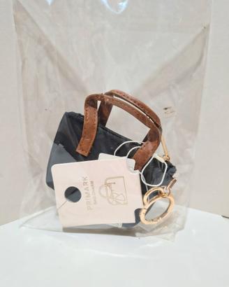 Charm a forma di borsa Primark con cerniera, nuovo