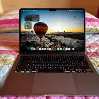MacBook Air M2 13,6”- 8 GB RAM - 256 GB SSD