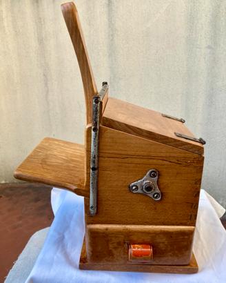 Gratta pane / formaggio vintage