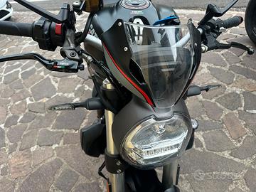 Ducati monster stealth 821