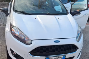 Ford Fiesta 1.0 EcoBoost 100CV 5 porte Pow. Black 