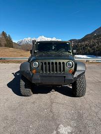 Jeep Wrangler JK Rubicon cambio manuale
