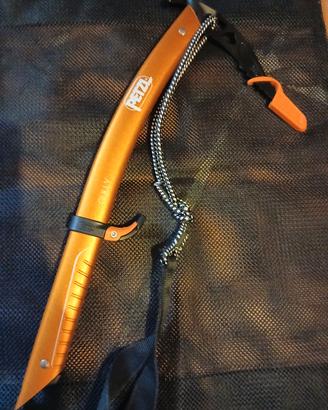 Piccozza Petzl Gully
