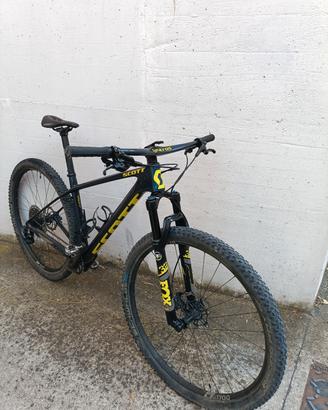 bicicletta MTB 