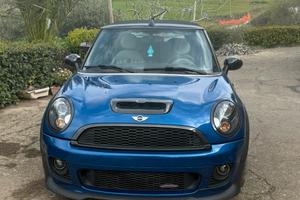 Mini cooper s r57